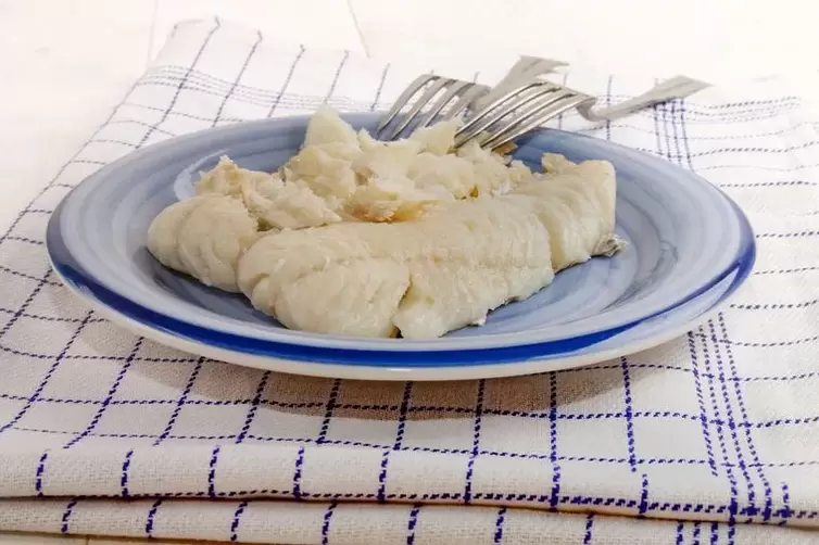 cooked fish for a carbohydrate-free diet