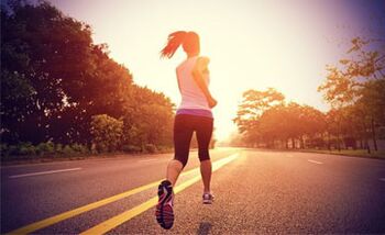 Cardio exercise like running helps burn fat in the legs. 